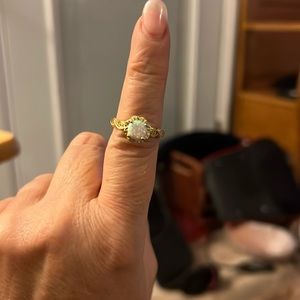 Gold opal ring size 7